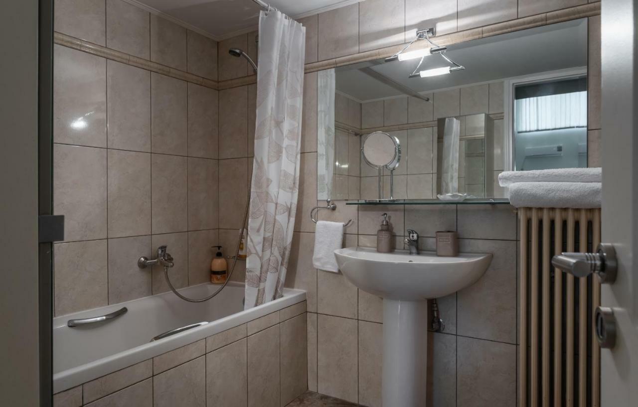 Apartament Acropolis Koukaki Loft Private Garden Ateny Zewnętrze zdjęcie