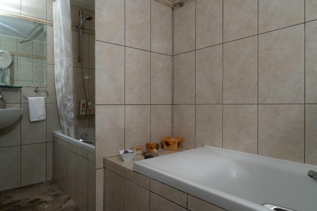 Apartament Acropolis Koukaki Loft Private Garden Ateny Zewnętrze zdjęcie
